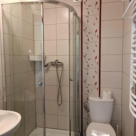 Nyaraló Mala Chatka Trzy Pokoje Do Wynajecia Krzeszów