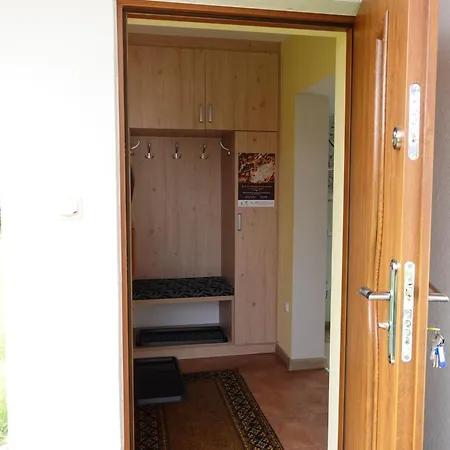 Mala Z Trzema Pokojami Krzeszow (Kamienna Gora)