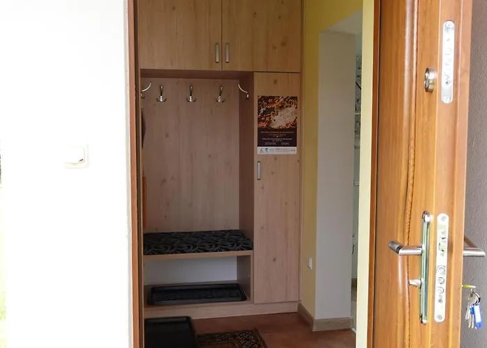 Mala Caloroczny Krzeszow (Kamienna Gora)